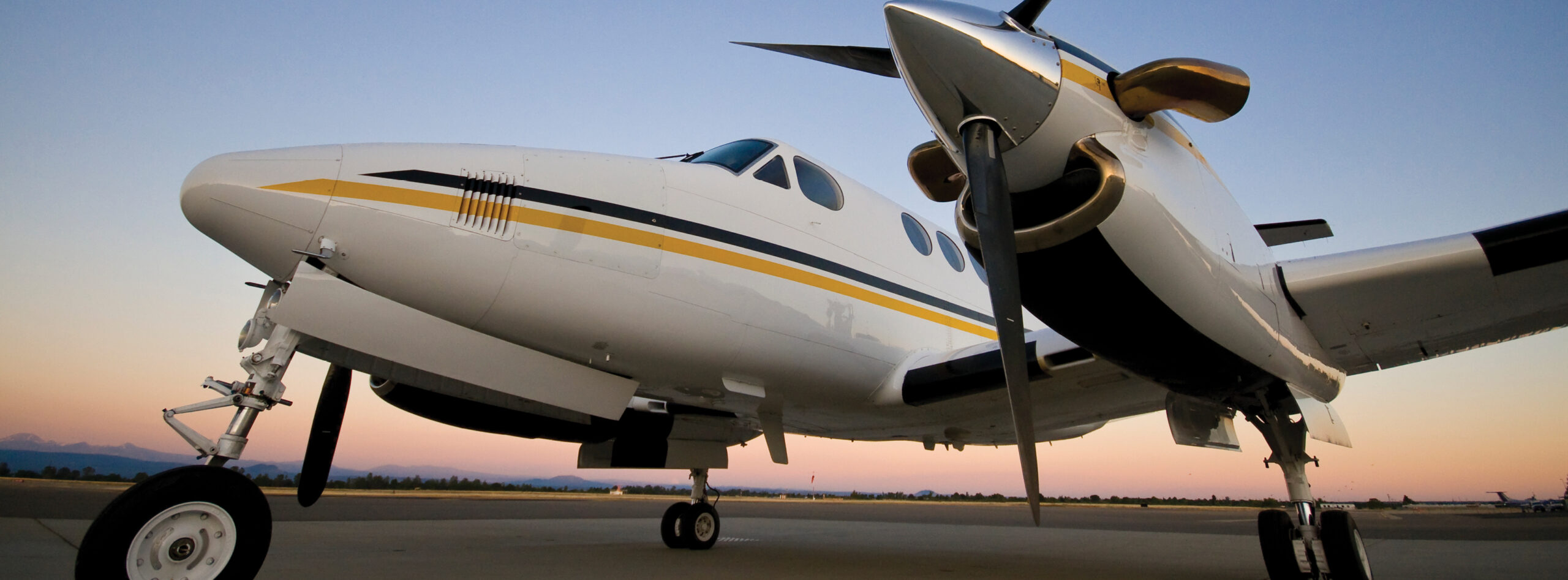 Air ambulance transport airplane